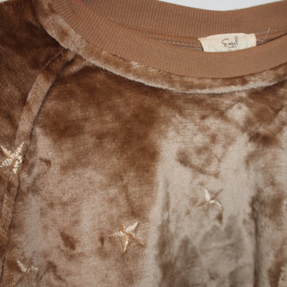 STAR sweatshirt - Picture 3 of 5
